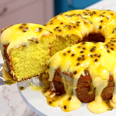 bolo-fofinho-de-maracuja Bolo de maracujá superfofinho com calda cremosa para o lanche da tarde: sempre que faço meus vizinhos sentem o cheiro de longe