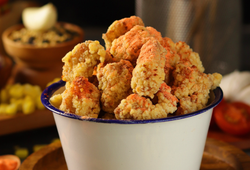 Pipoca de frango que conquistou os jurados do MasterChef e vai fazer sucesso no seu arraiá: crocante por fora e macio por dentro