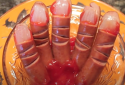 "Que nervoso, fica perfeito!": dedos de cachorro-quente para impressionar no Halloween com uma receita de 3 ingredientes e fácil de fazer