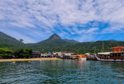 Festival de Música em Ilha Grande/RJ terá Alceu Valença e Zeca Baleiro