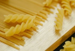 Além do espaguete e do parafuso: 13 tipos de massa italiana que poucos brasileiros conhecem e receitas do TudoGostoso para experimentar em casa