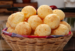 Adeus, pão de queijo tradicional: uma receita que impressionou os jurados do MasterChef Brasil e eu aprendi como fazer