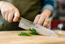 Corte certeiro: as técnicas que aprendi no MasterChef Brasil e mudaram minha vida cozinha