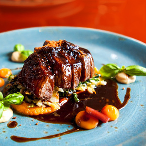 O Restaurant Week pode estar na sua cidade! Chefs renomados ao redor do todo o país servem menus especiais em novembro