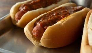Salsicha caseira para cachorro-quente