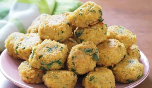 Bolinho de arroz verde