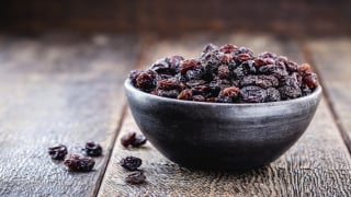 Um médico alerta para os perigos de comer esta fruta: ela é péssima para a saúde do fígado