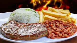 Os brasileiros sempre juntam arroz e feijão nas refeições, mas poucos sabem os verdadeiros benefícios dessa combinação