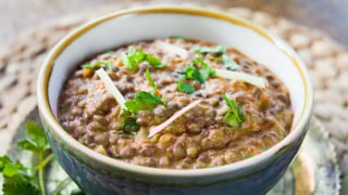 Lentilha cremosa de um jeito que você nunca viu: truque simples que não precisa de creme de leite