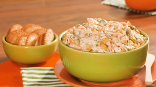 O patê de frango mais cremoso e suculento que você vai provar: receita com requeijão do TudoGostoso