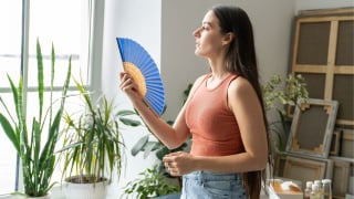 Você não precisa sofrer com a sala abafada nos dias quentes: essa técnica simples de ventilação refresca a casa sem precisar de ar-condicionado o tempo todo
