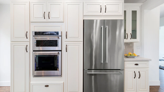 Geladeira side by side de 460 litros entra em oferta na Amazon por menos de R$ 2.900