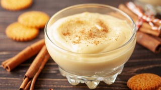 Com 2 xícaras de leite e meia xícara de açúcar: a receita fácil para preparar uma sobremesa clássica e saborosa em casa