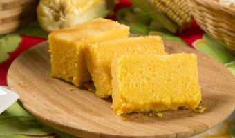 Bolo pamonha cremoso