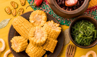 Comidas típicas, quadrilhas e muita música: Tudo o que acontece no maior São João do mundo!