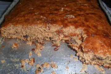 Bolo de Whey Protein com ameixa seca