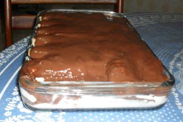 Pavê de chocolate preto e chocolate branco