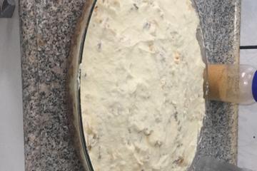 Macarrão com carne moída e queijo