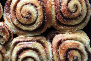 Cinnamon rolls: como fazer o pão doce com canela - Casa e Jardim