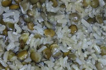 Arroz integral com lentilha