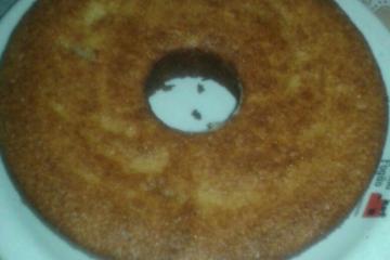 Bolo de farinha de mandioca com banana