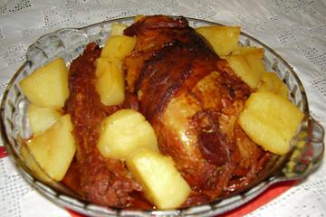 Carne assada com batatas