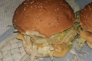 Sanduíche tipo Big Mac