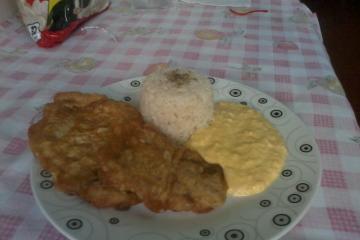 Filé de peixe rápido à milanesa