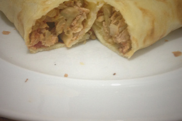 Crepes com atum e cogumelos