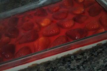 Torta de morango com iogurte