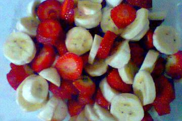 Brigadeiro de panela com frutas