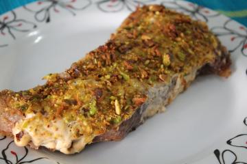 Filé mignon com crosta de pistache