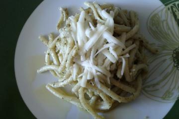Espaguete ao pesto