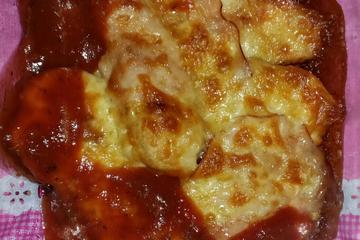 Filé de frango a parmegiana com molho madeira