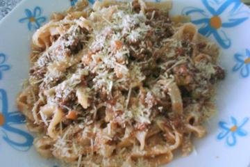 Macarronada à bolonhesa