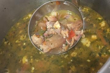 Caldo de mocotó