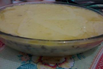 Escondidinho de mandioca com carne moída