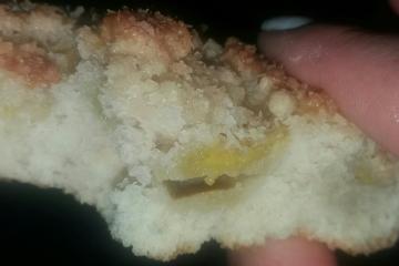 Cuca de banana com farofa