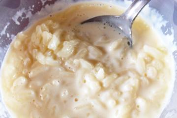 Arroz doce com coco ralado