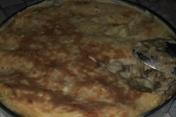 Escondidinho de mandioca com carne moída
