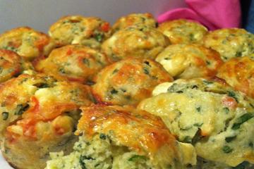 Muffin de espinafre e queijo feta