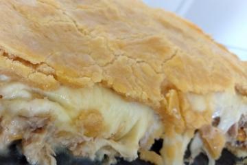 Torta de frango com massa podre diferente