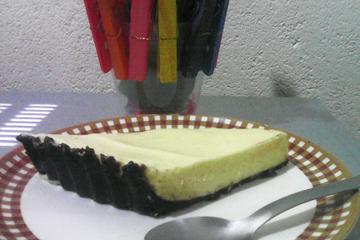 Torta de mousse de maracujá com biscoito oreo