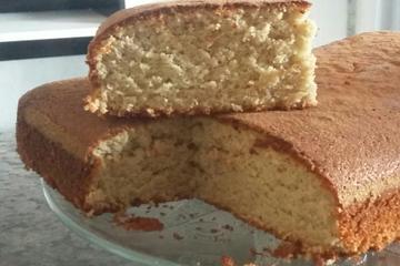 Bolo de banana com farinha de rosca