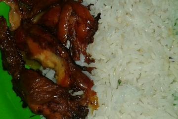 Panqueca com recheio de carne moída e mussarela