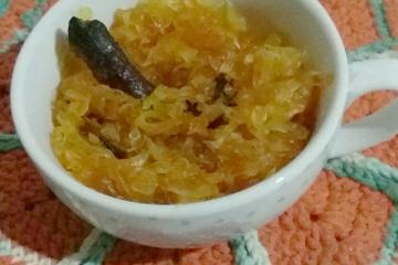Doce de mamão verde ralado