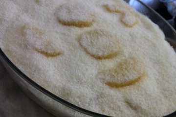 Torta de abacaxi e biscoito champagne da Tiada
