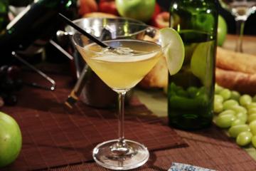 Vinho branco com maçã verde