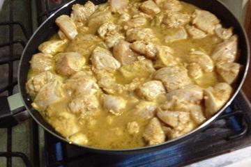 Frango com leite de coco