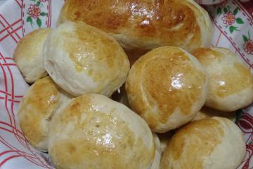 Pão caseiro com fermento biológico